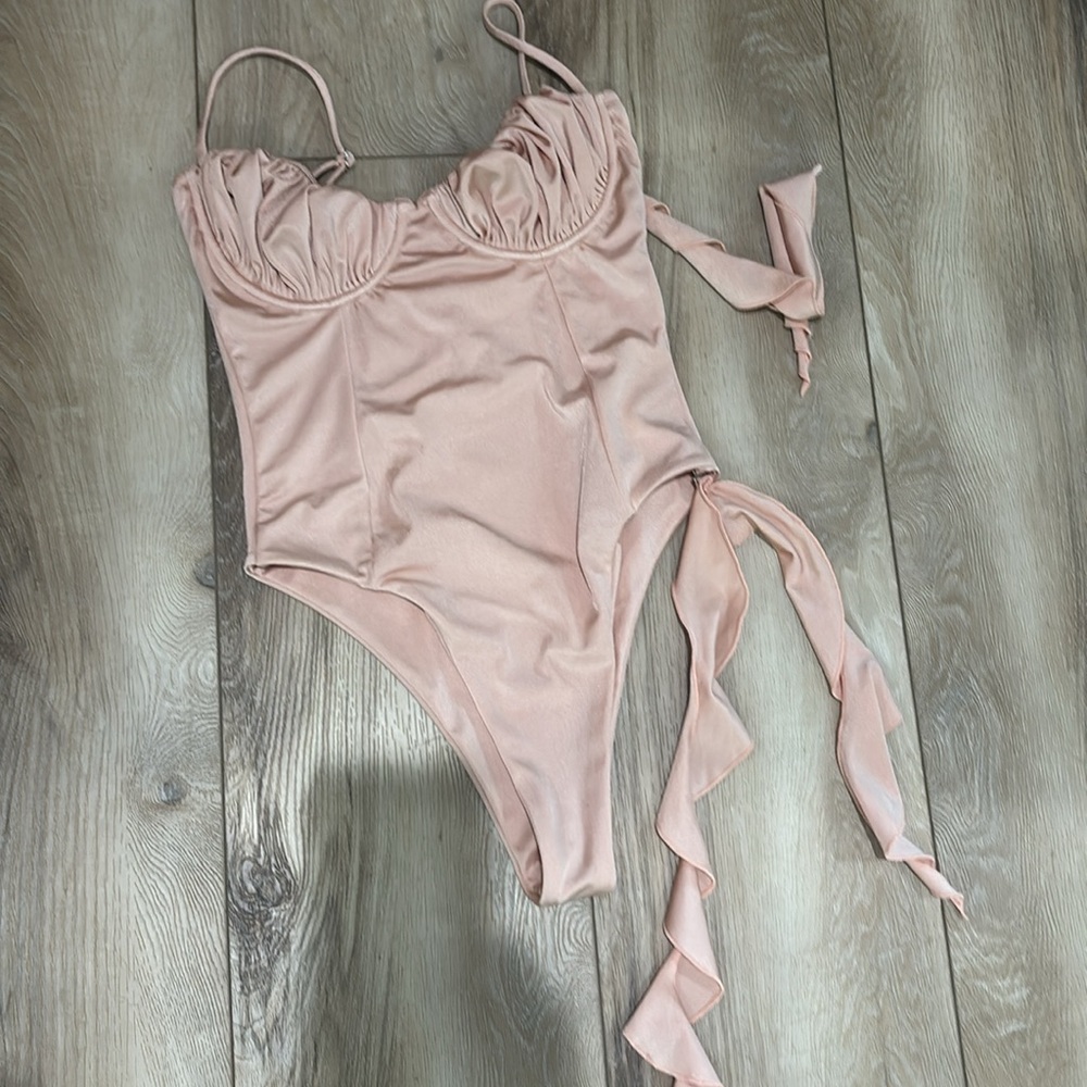 NWOT Revolve X Free People X Belle the Label Sakina Flounce One-Piece - Picture 12 of 13